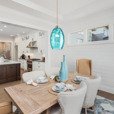 Подвесной светильник с лампочкой Lumion Sapphire 4490/1+Lamps Е27 Свеча