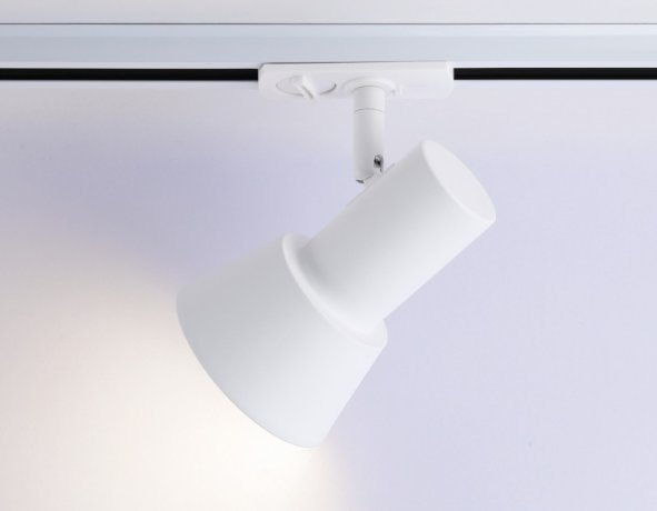 Однофазный светильник для трека Ambrella light TRACK SYSTEM GL5150