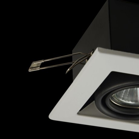 Встраиваемый светильник Maytoni Metal DL008-2-01-W