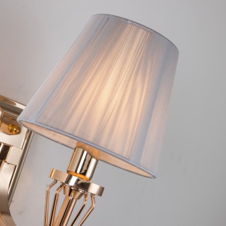 Бра Favourite Sade с лампочкой 2690-1W+Lamps E14 Свеча