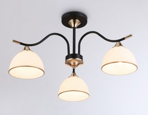 Люстра на штанге Ambrella light TRADITIONAL TR3161