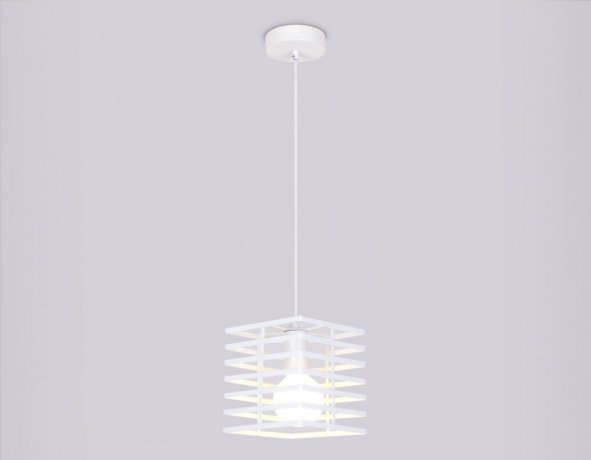 Подвесной светильник Ambrella light Traditional TR8410