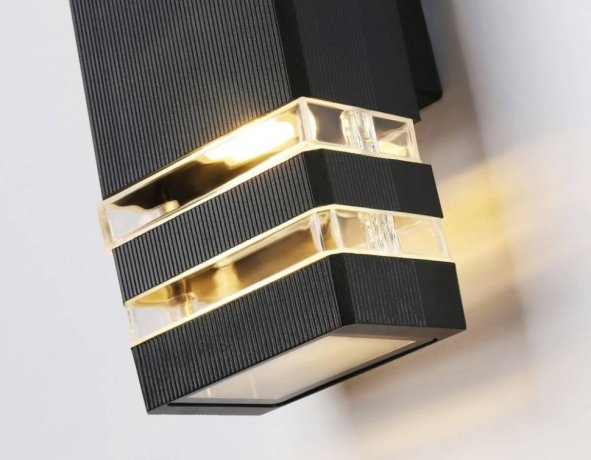 Уличный настенный светильник Ambrella light Street ST2574